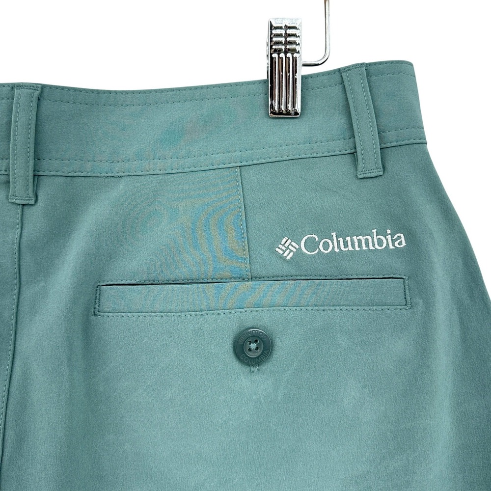 Columbia Mill Creek Shorts Sage Green Omni-Shade UPF 50 XM0944-346 SZ 30